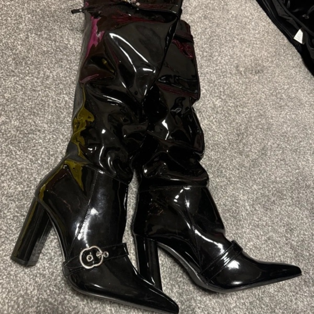 PrettyLittleThing Glossy Black Heeled Boots